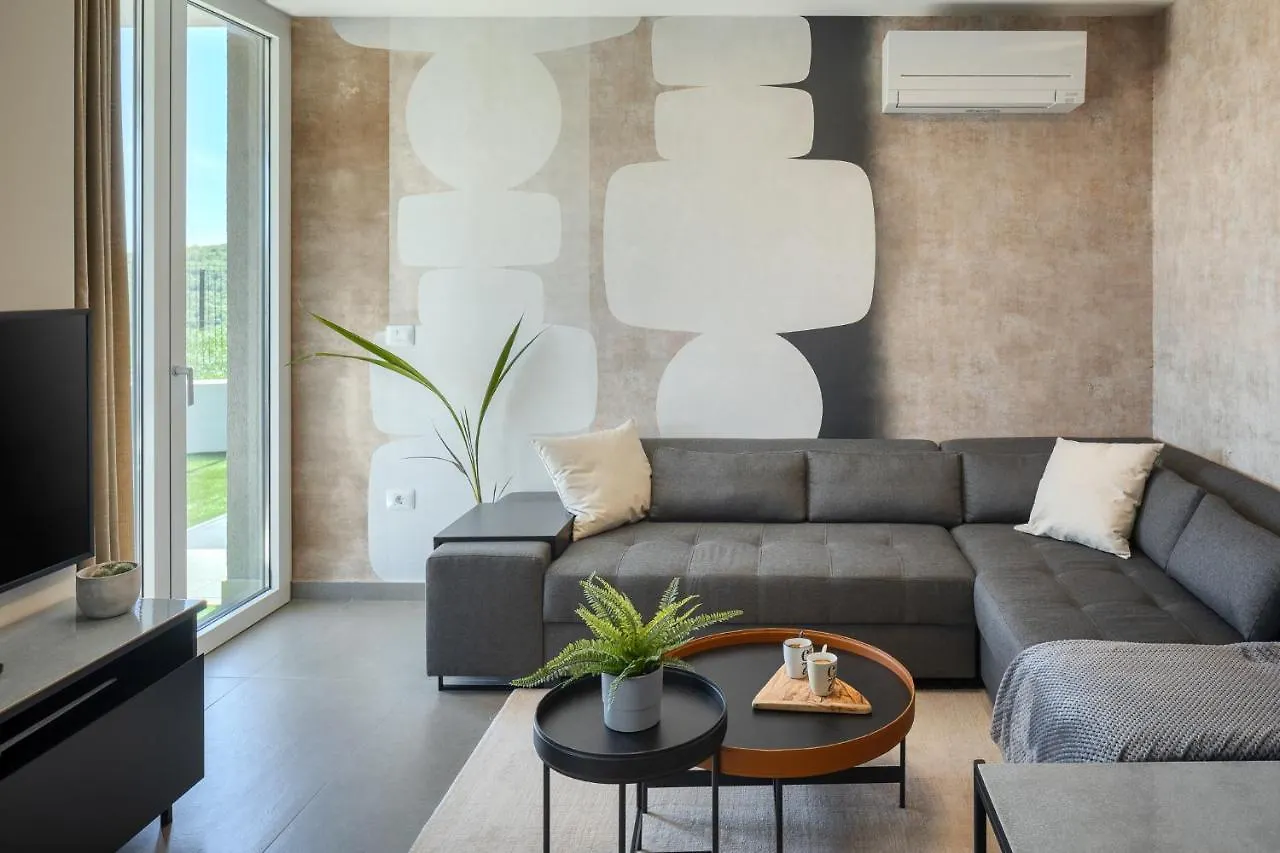 Royal Hilltop Residence Labin